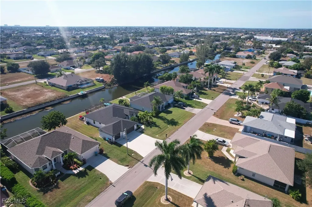 164 SE 23rd Street Cape Coral FL 33990