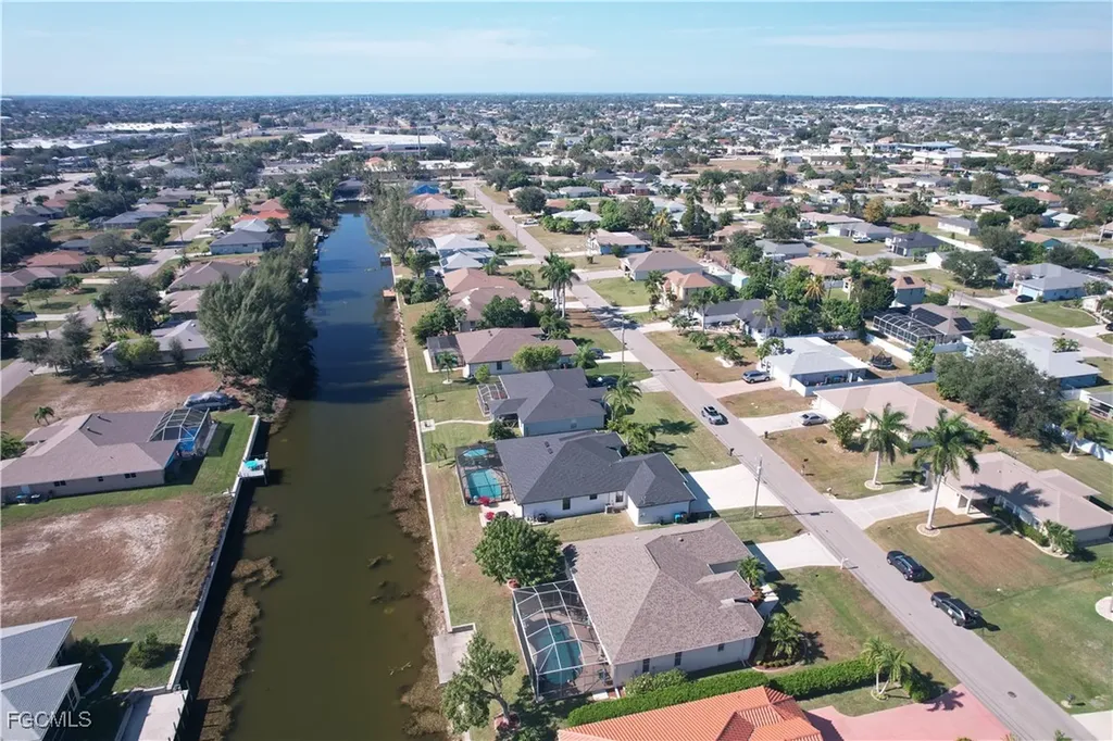 164 SE 23rd Street Cape Coral FL 33990