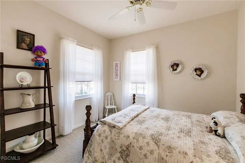 10115 Valiant Court Miromar Lakes FL 33913