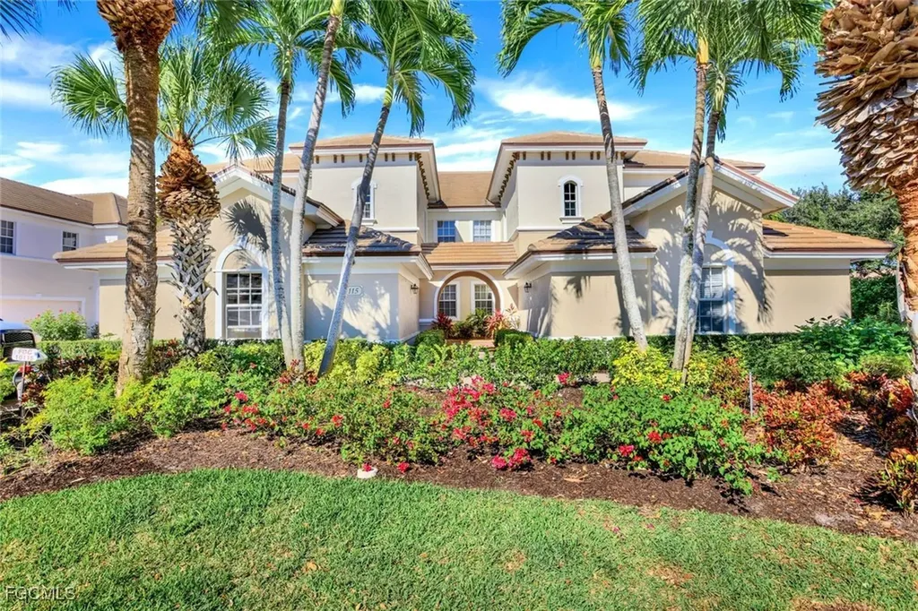 10115 Valiant Court Miromar Lakes FL 33913