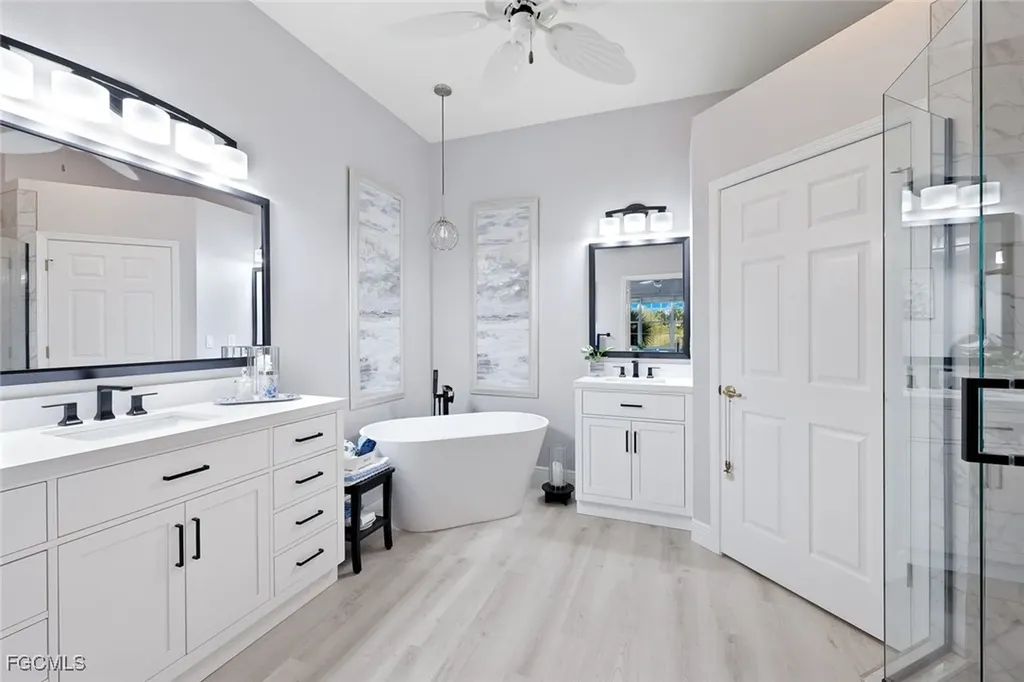 10115 Valiant Court Miromar Lakes FL 33913