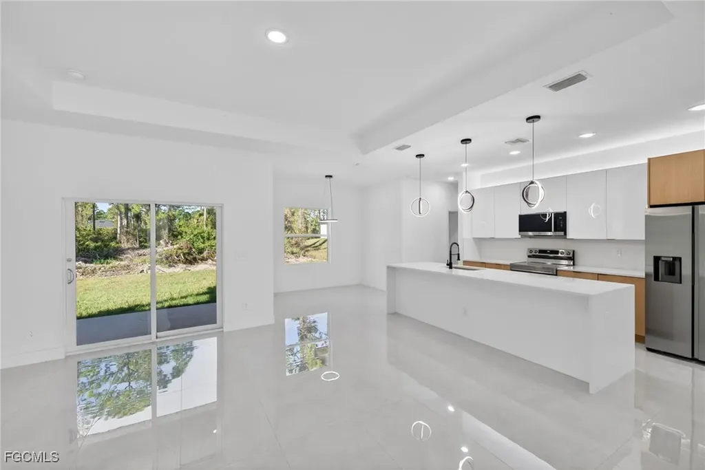 220 Lomax Avenue S Lehigh Acres FL 33974