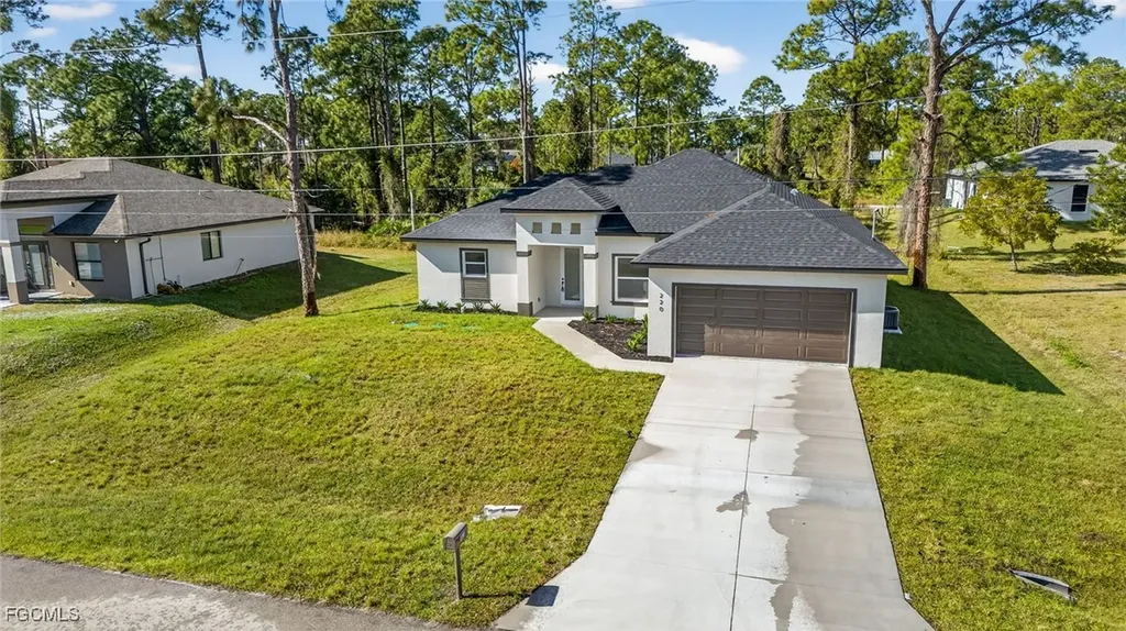 220 Lomax Avenue S Lehigh Acres FL 33974