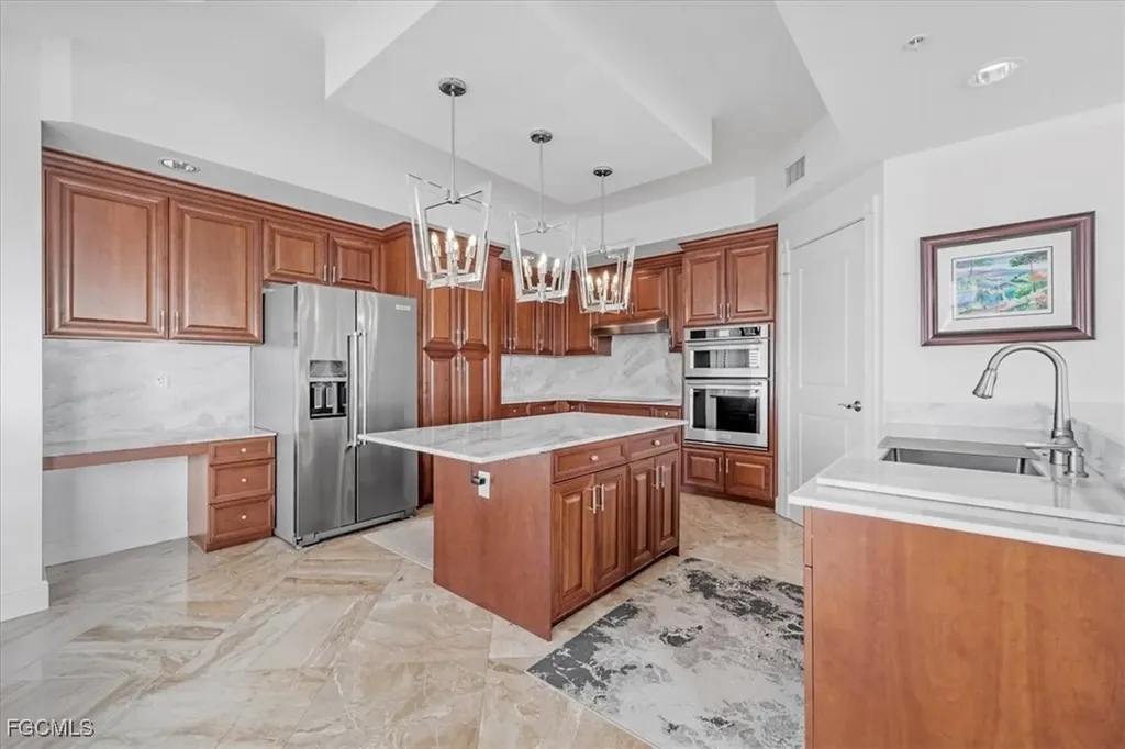 6061 Silver King Boulevard Cape Coral FL 33914