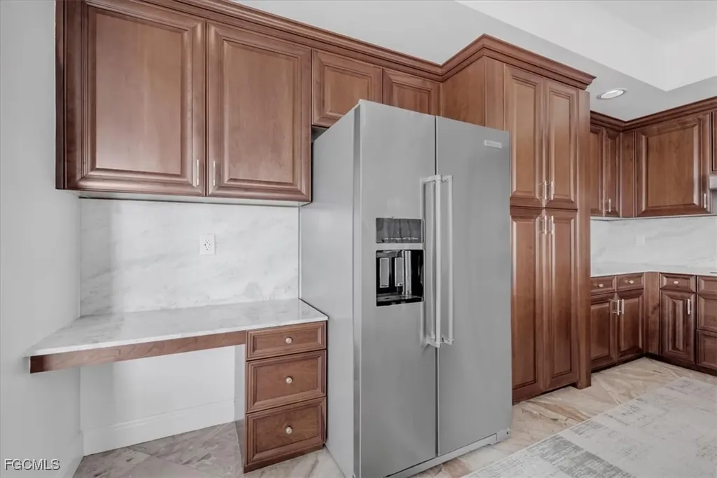 6061 Silver King Boulevard Cape Coral FL 33914