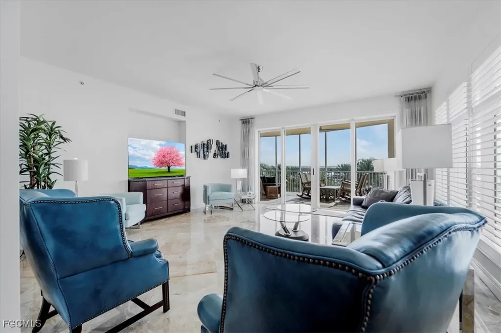 6061 Silver King Boulevard Cape Coral FL 33914