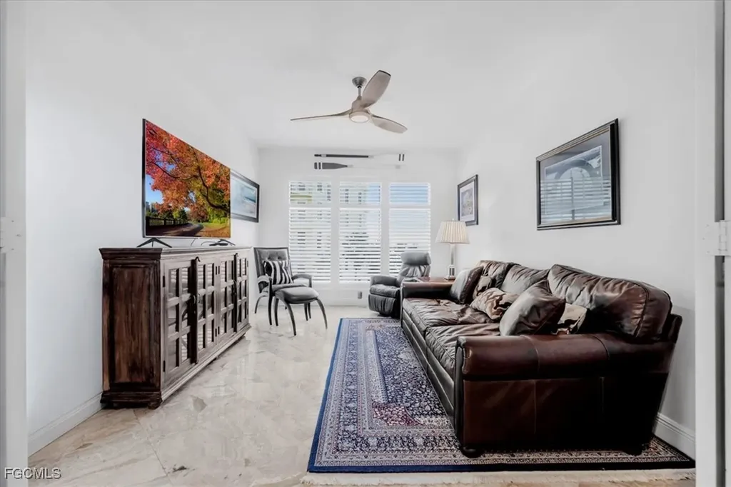 6061 Silver King Boulevard Cape Coral FL 33914