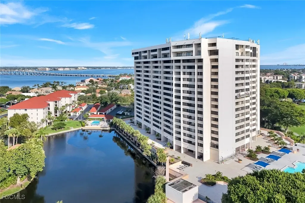 5260 S Landings Drive Fort Myers FL 33919