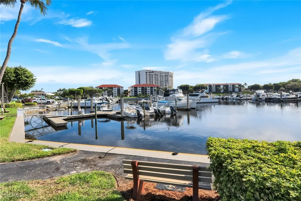 5260 S Landings Drive Fort Myers FL 33919