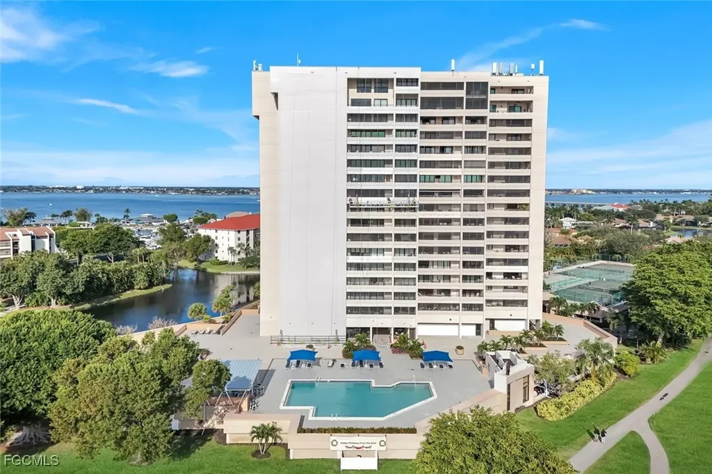 5260 S Landings Drive Fort Myers FL 33919