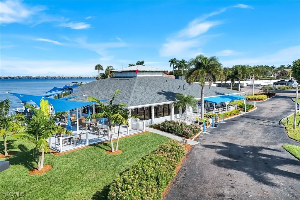 5260 S Landings Drive Fort Myers FL 33919