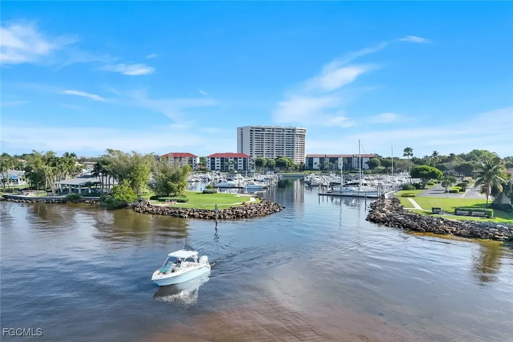 5260 S Landings Drive Fort Myers FL 33919