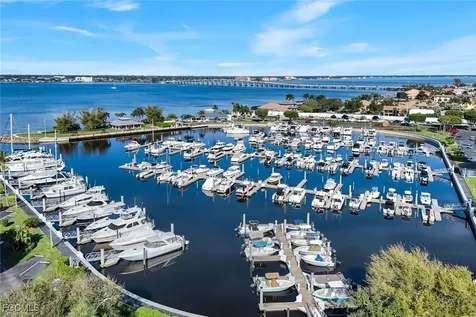 5260 S Landings Drive Fort Myers FL 33919
