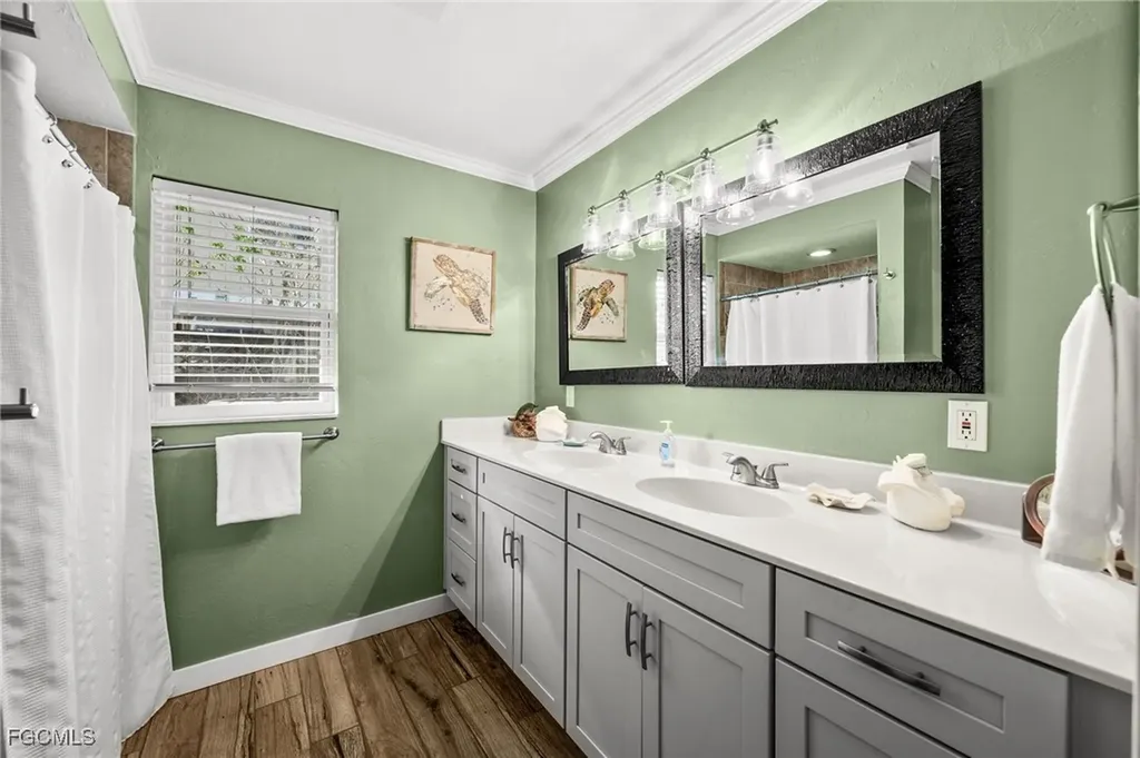 3462 Pinetree Drive St. James City FL 33956