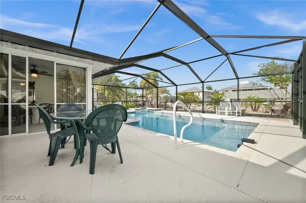 3462 Pinetree Drive St. James City FL 33956