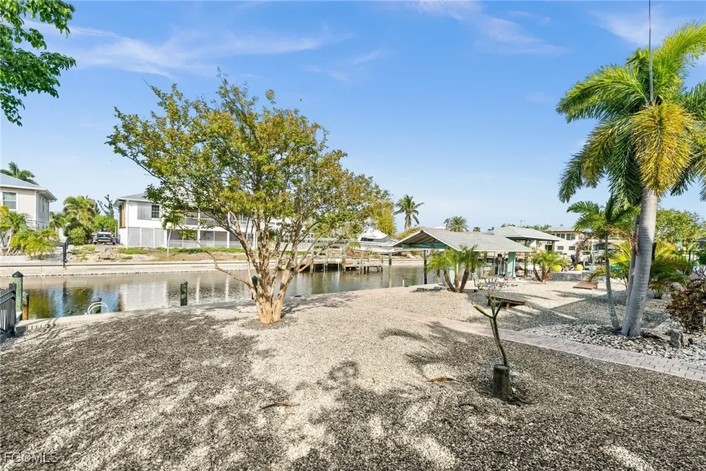 3462 Pinetree Drive St. James City FL 33956