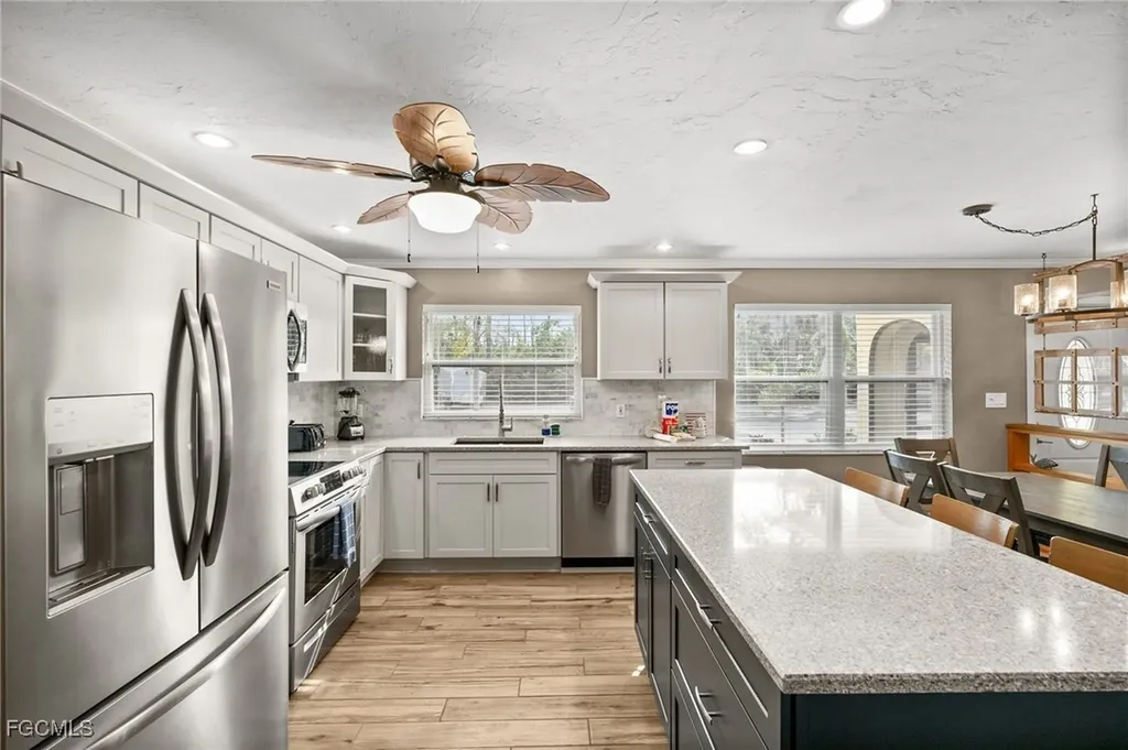 3462 Pinetree Drive St. James City FL 33956
