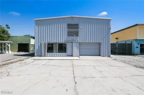 1911 Dana Drive Fort Myers FL 33907