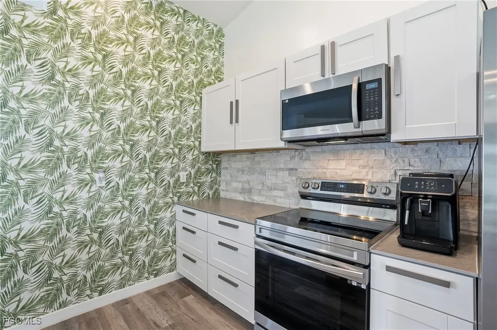 4714 SW 24th Place Cape Coral FL 33914