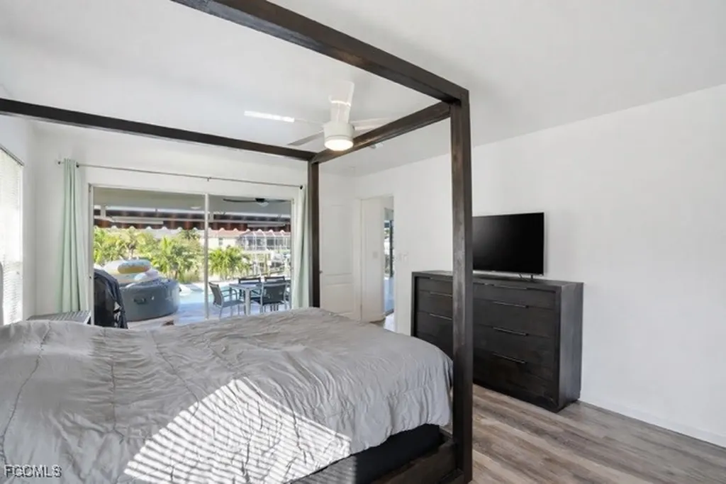 4714 SW 24th Place Cape Coral FL 33914