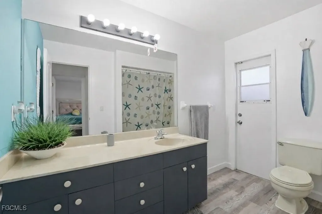 4714 SW 24th Place Cape Coral FL 33914