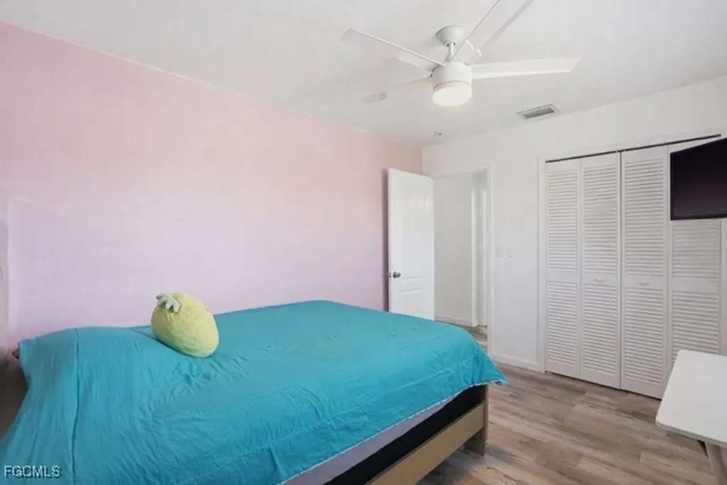 4714 SW 24th Place Cape Coral FL 33914