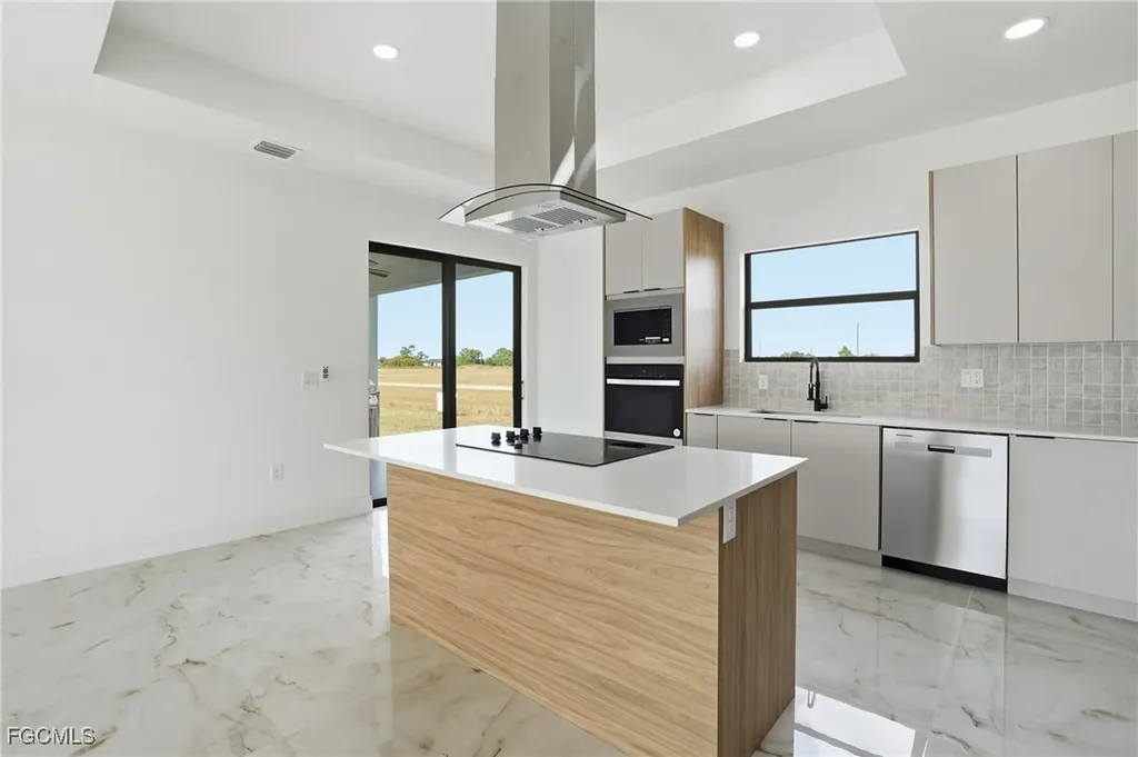 9027 Bamboo Circle Labelle FL 33935