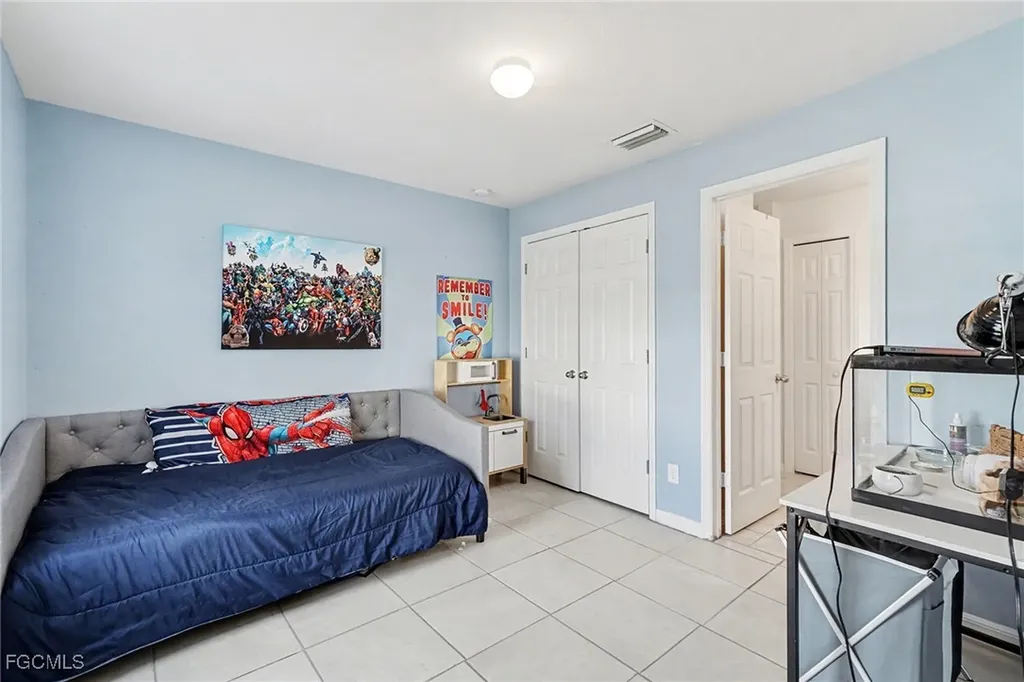 2219 NW 5th Street Cape Coral FL 33993