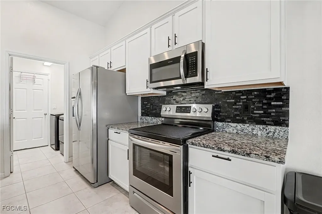 2219 NW 5th Street Cape Coral FL 33993