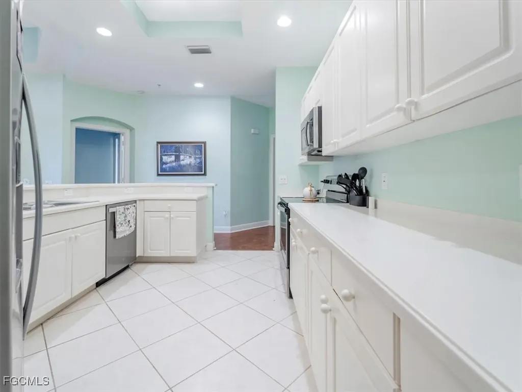 2745 1st Street Fort Myers FL 33916