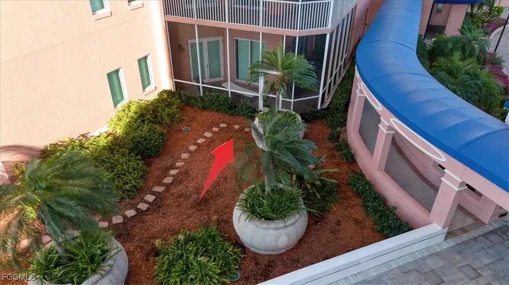 2745 1st Street Fort Myers FL 33916