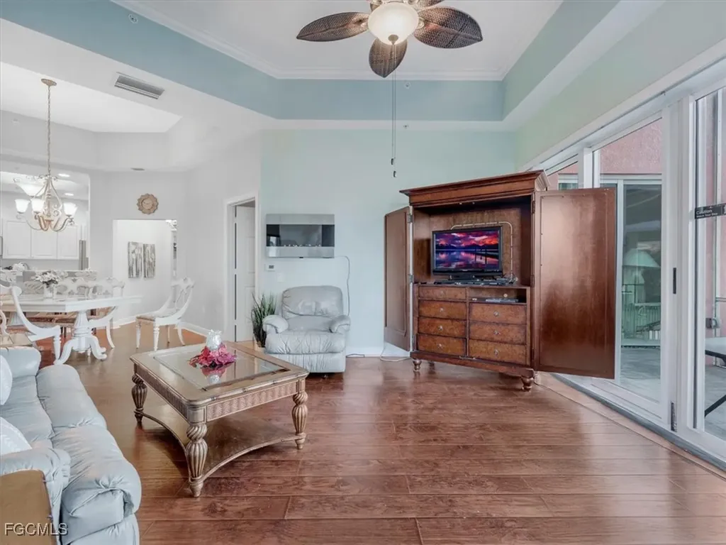 2745 1st Street Fort Myers FL 33916