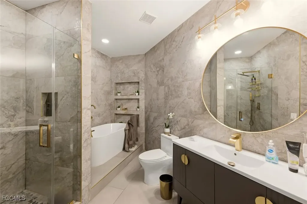 3570 Haldeman Creek Drive Naples FL 34112