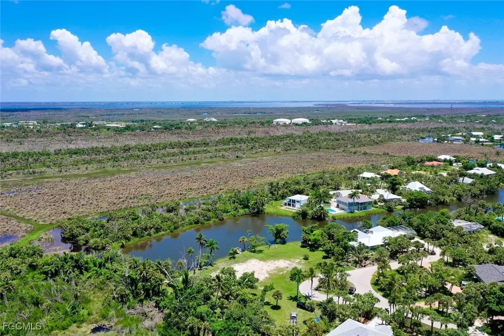 4037 Coquina Drive Sanibel FL 33957