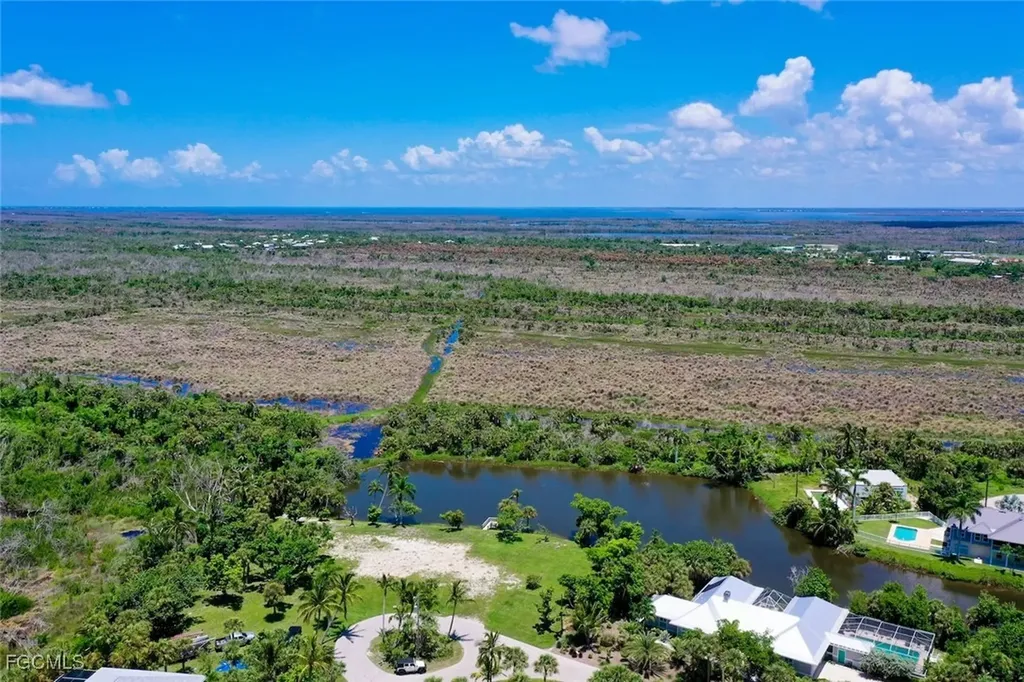 4037 Coquina Drive Sanibel FL 33957