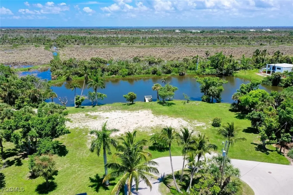 4037 Coquina Drive Sanibel FL 33957
