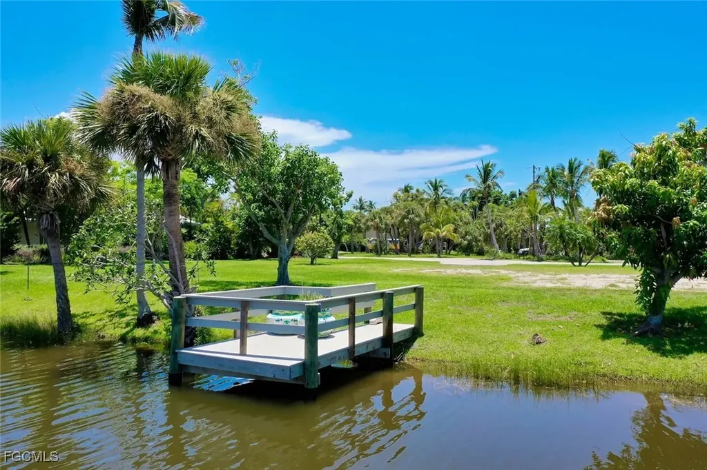 4037 Coquina Drive Sanibel FL 33957