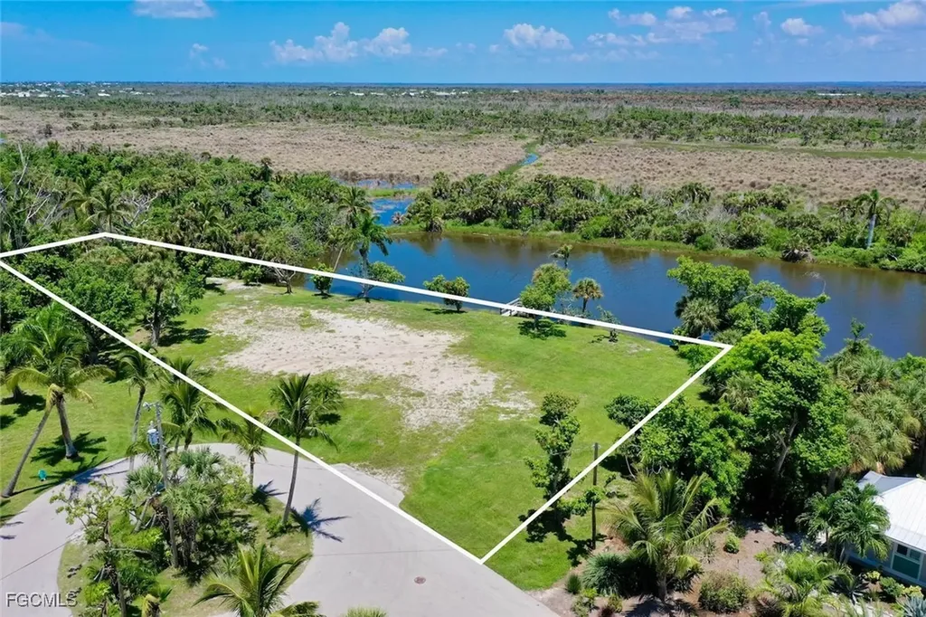 4037 Coquina Drive Sanibel FL 33957