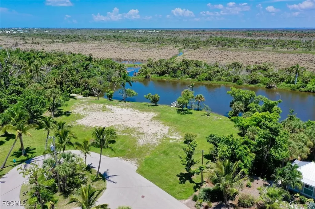 4037 Coquina Drive Sanibel FL 33957