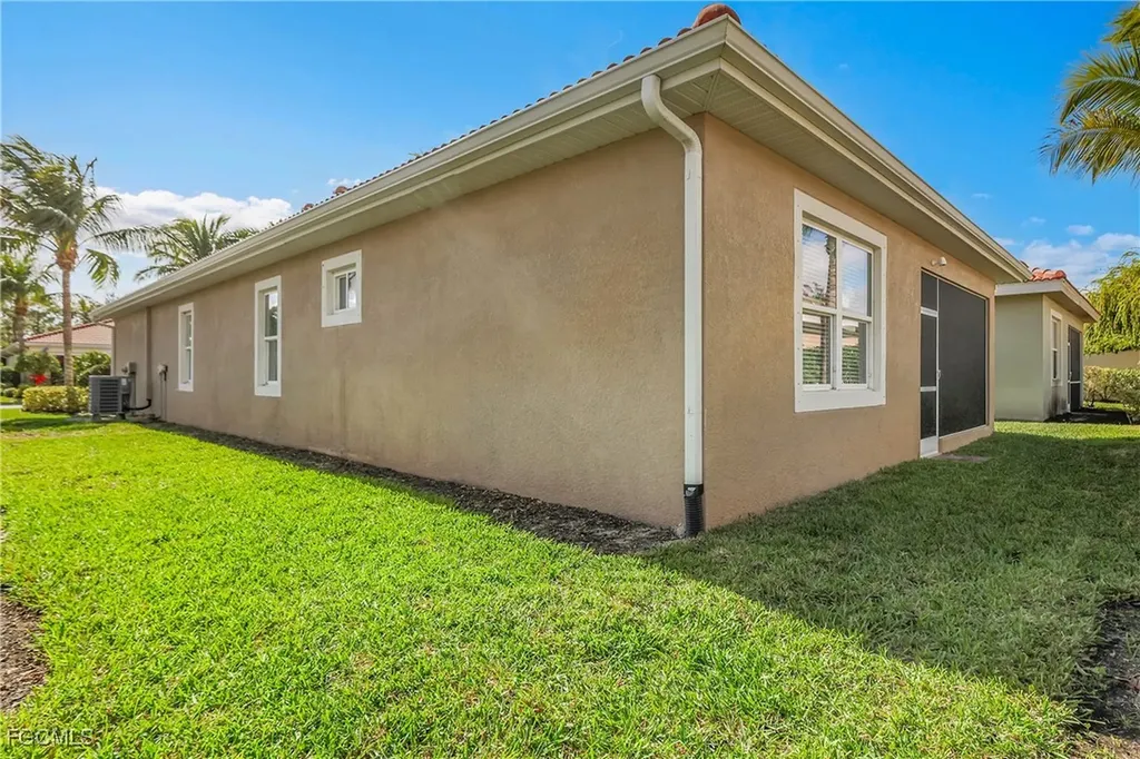 3905 Dunnster Court Fort Myers FL 33916