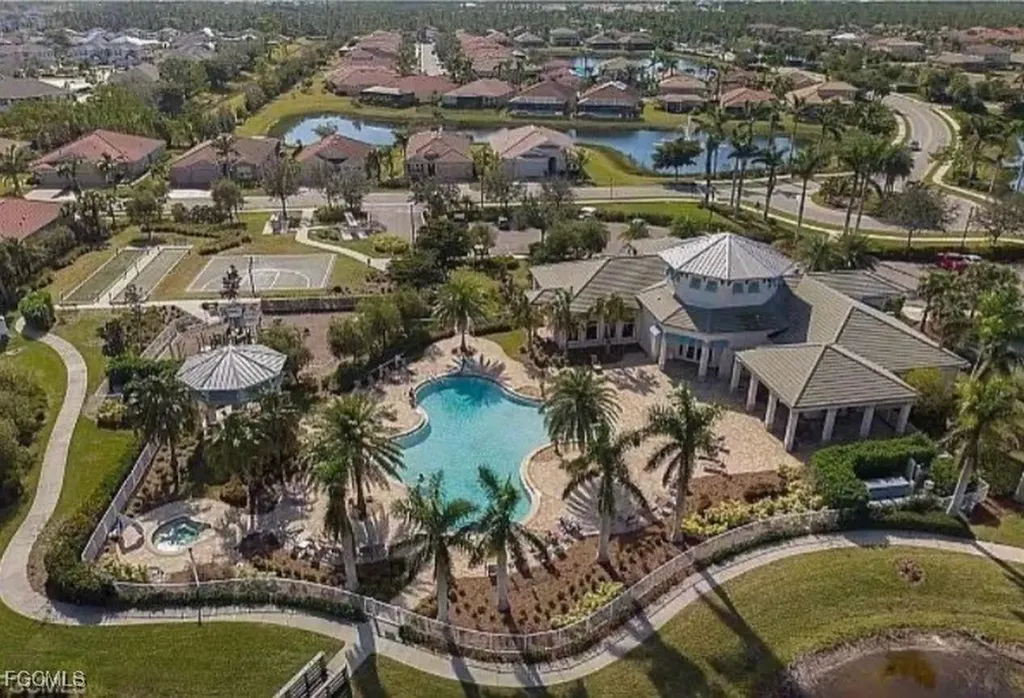3905 Dunnster Court Fort Myers FL 33916
