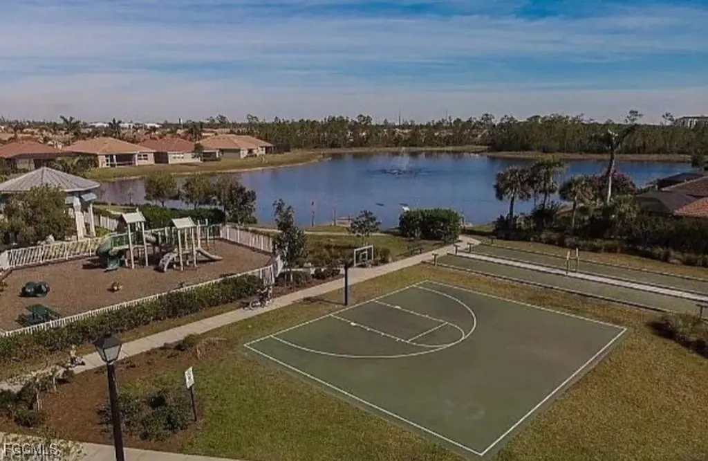 3905 Dunnster Court Fort Myers FL 33916