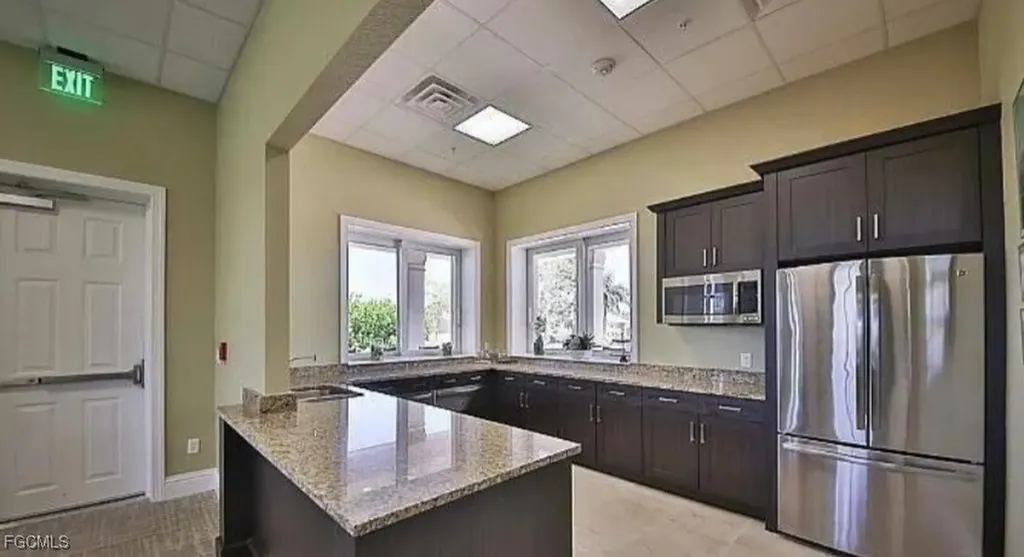 3905 Dunnster Court Fort Myers FL 33916