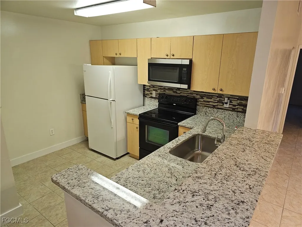 4104 Bellasol Circle Fort Myers FL 33916