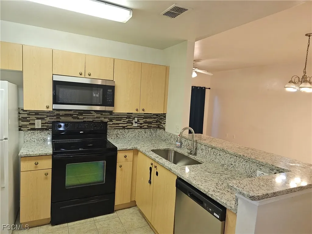 4104 Bellasol Circle Fort Myers FL 33916