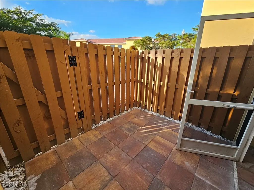 4104 Bellasol Circle Fort Myers FL 33916