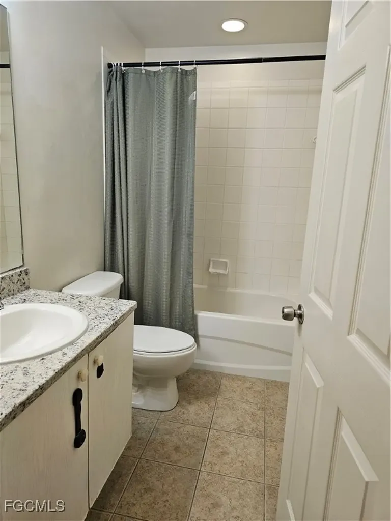 4104 Bellasol Circle Fort Myers FL 33916
