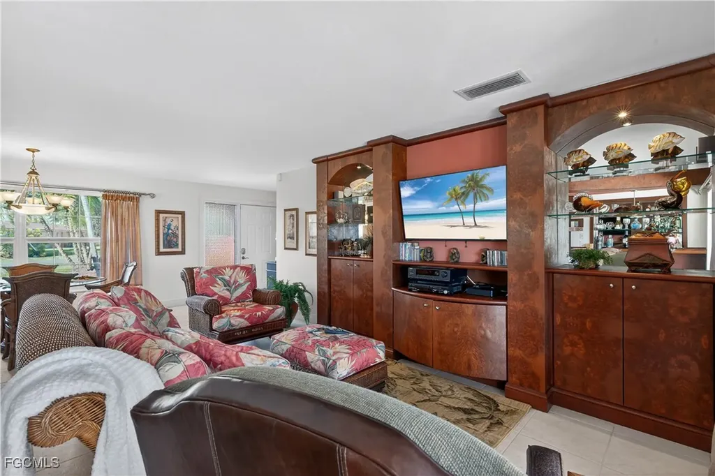 15321 Christine Way Fort Myers FL 33908