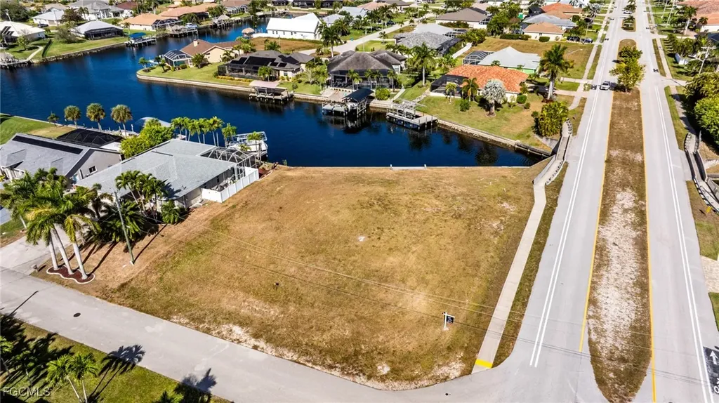 2503 SW 41st Street Cape Coral FL 33914
