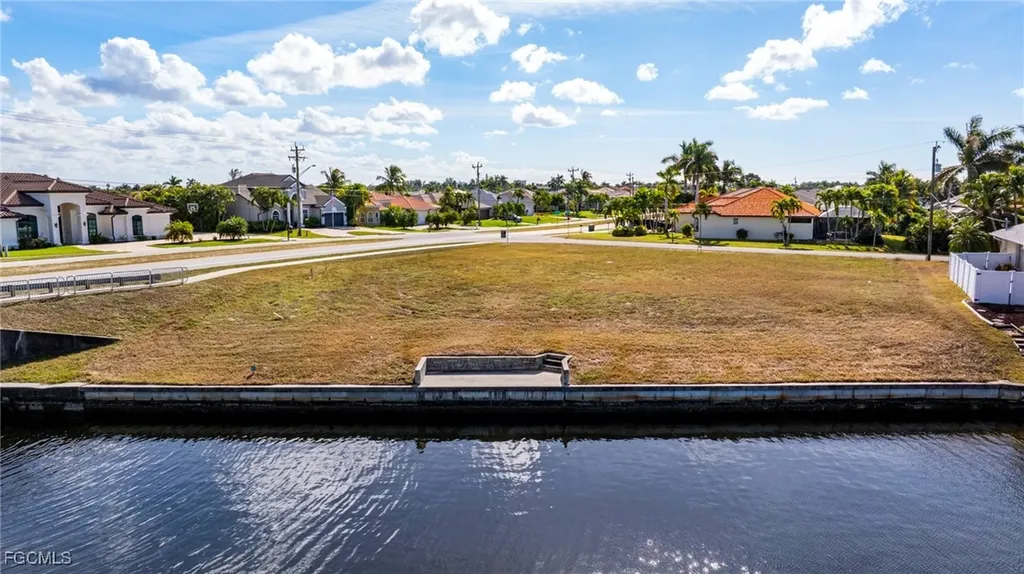 2503 SW 41st Street Cape Coral FL 33914